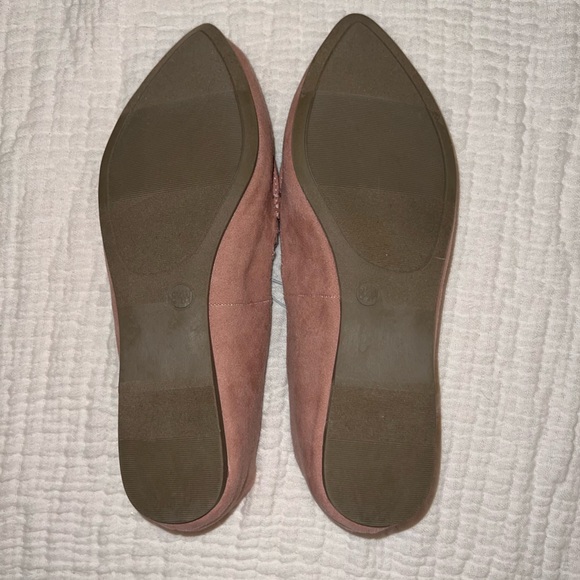 A NEW DAY FLATS - Picture 2 of 2